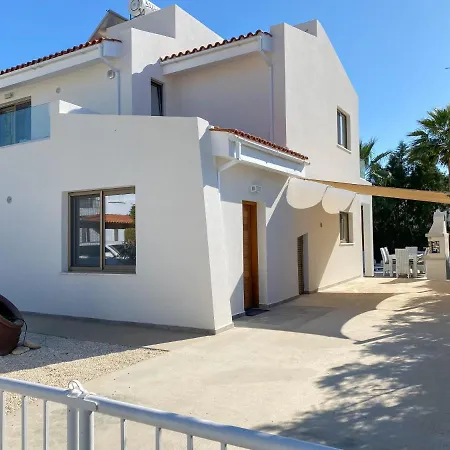 Luxury Roma Near The Villa Coral Bay