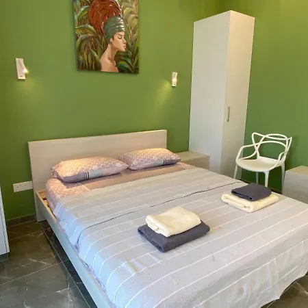 Luxury Roma Near The Villa *