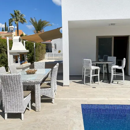 Luxury Roma Near The Villa *