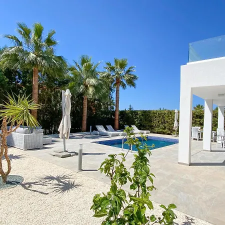 Luxury Roma Near The Villa *