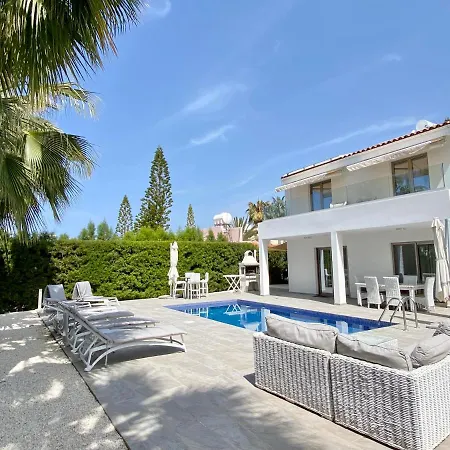 Luxury Roma Near The Villa