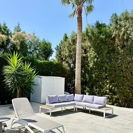 Luxury Roma Near The Villa