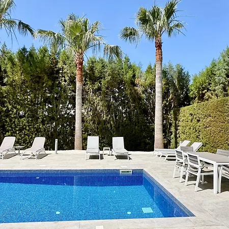 Luxury Roma Near The Villa *