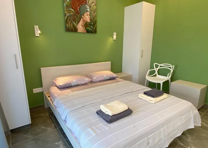 Luxury Roma Near The Villa *