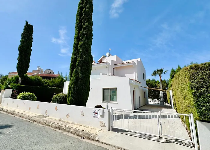 Luxury Roma Near The Coral Bay