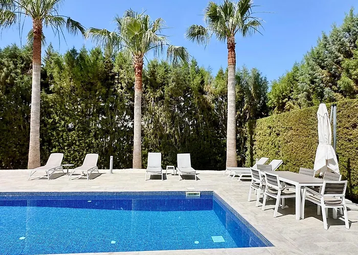 Luxury Roma Near The Villa *