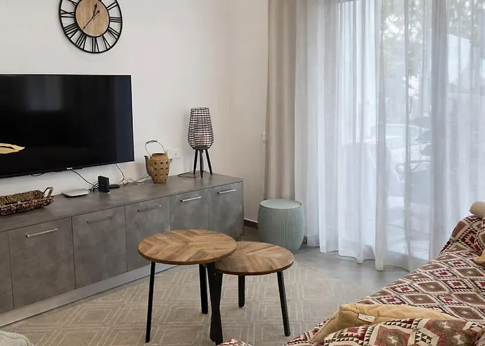 Luxury Roma Near The * コーラル・ベイ